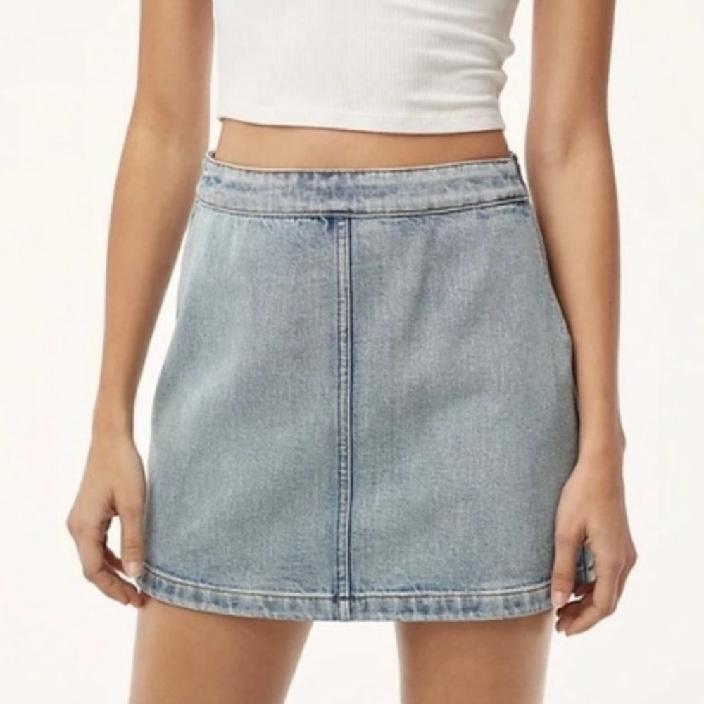 Aritzia Wilfred Free Donyale Denim Mini Skirt